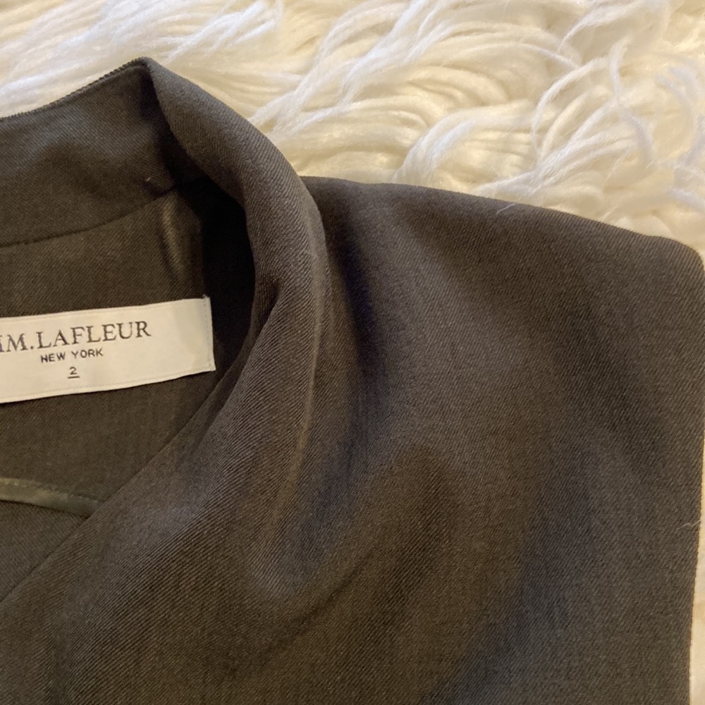 M.M.Lafleur Dress size 2 excellent condition length 38” bust 28” - Picture 16 of 16